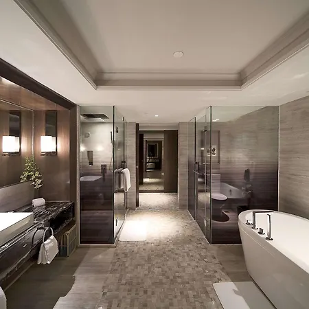Pullman Shanghai Jingan Exterior photo