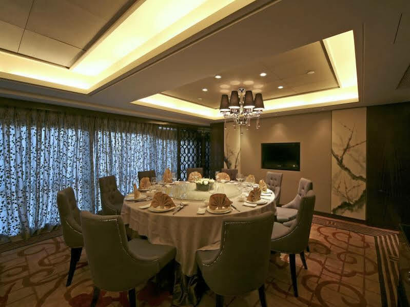 Отель Pullman Jingan 5*